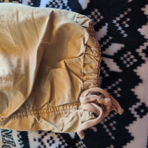 Capris - Picture 3 of 3